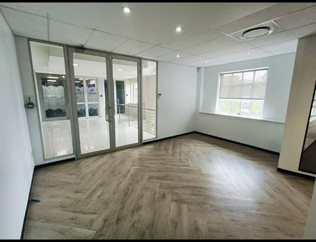 BUSINESS PROPERTY TO RENT IN BRYANSTON